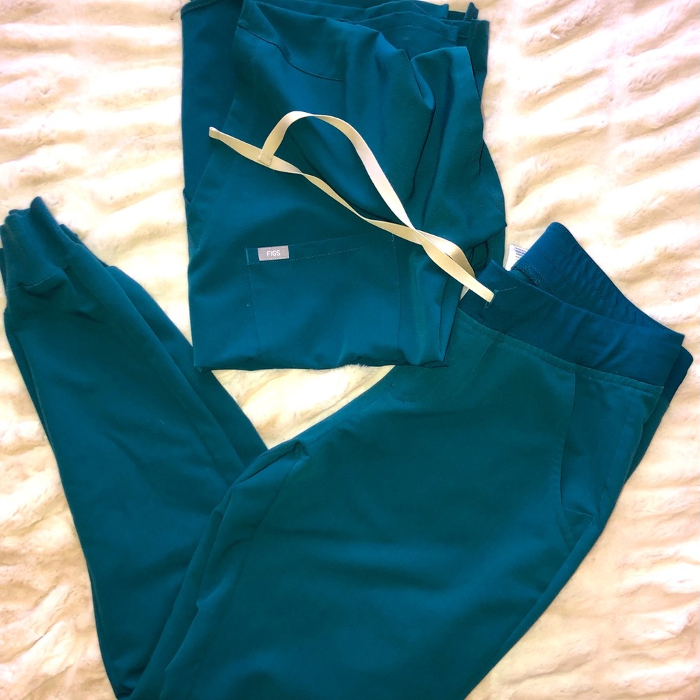 Figs Scrub Set ( Caribbean Blue)